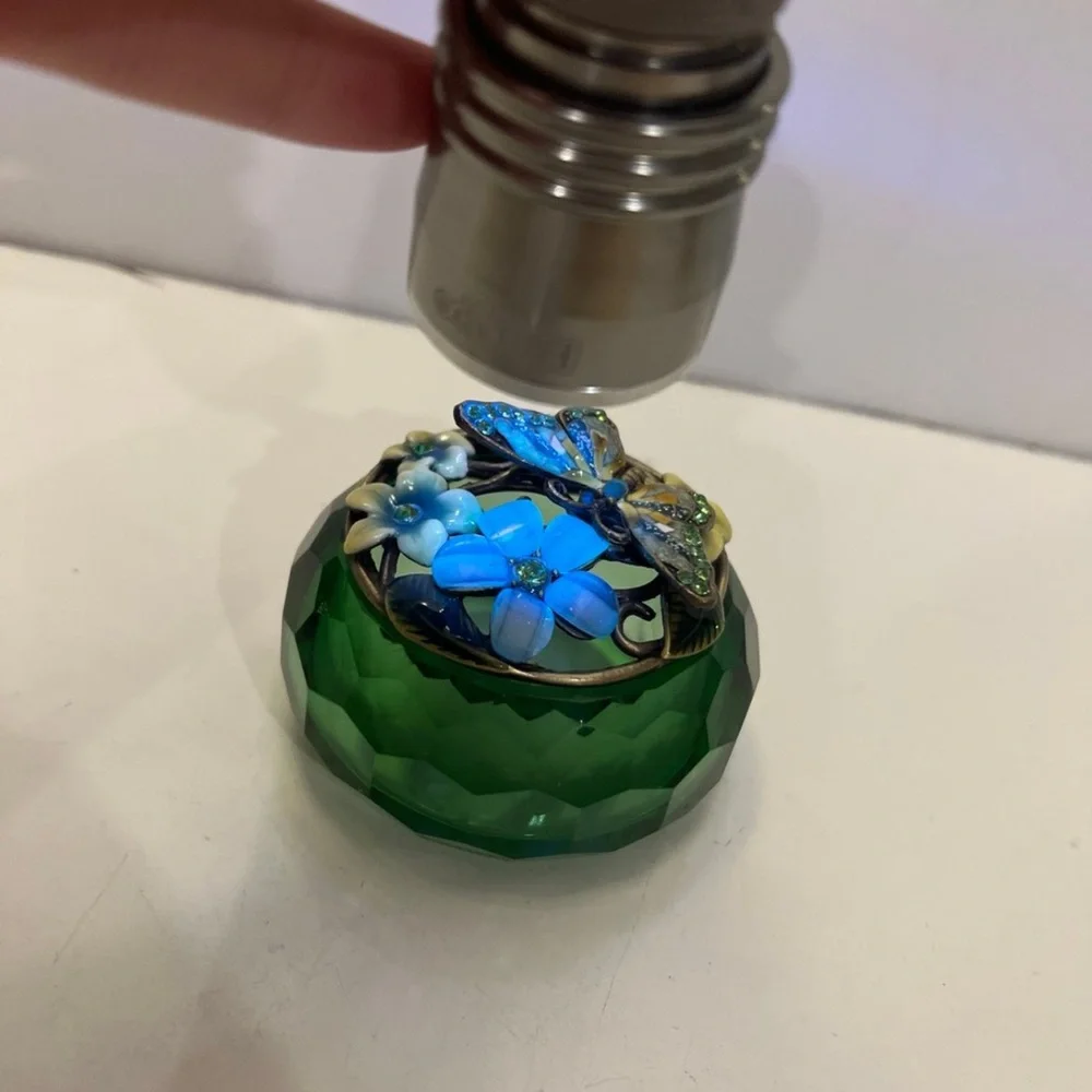 Flower/ butterfly green jewelry trinket